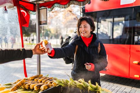  Beihai Çömlek Şişkebi: Güney Çin Lezzetlerine Bir Yolculuk!