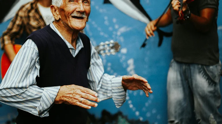 A Importância das Rádios Comunitárias na Música